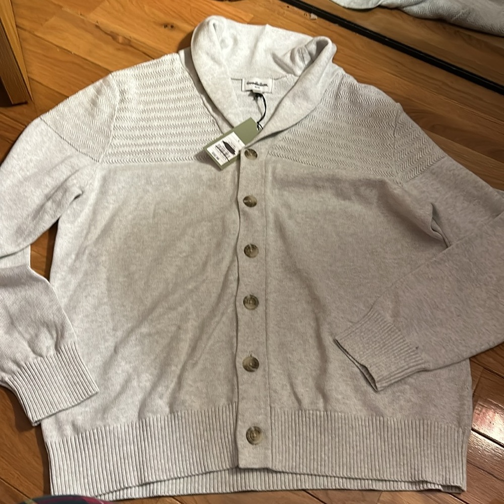 Goodfellow & CO white gray sweater